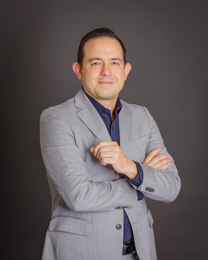 Alan Gomez